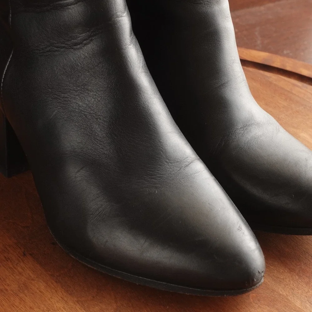 Common Projects Ankle Boots Women SZ EU 36 US 6 BLK Leather Modern Designer READ